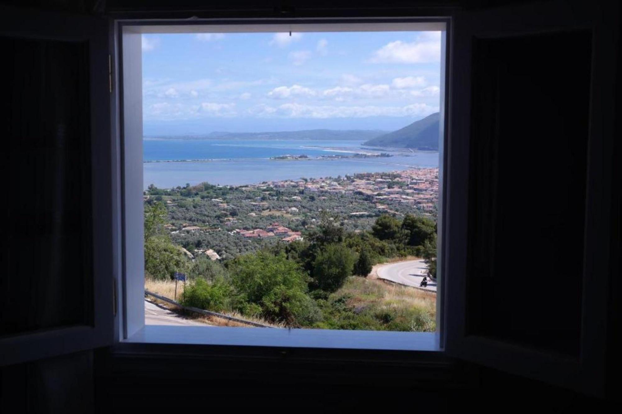 Eris Villa - Amazing View In Lefkada Frinion Экстерьер фото
