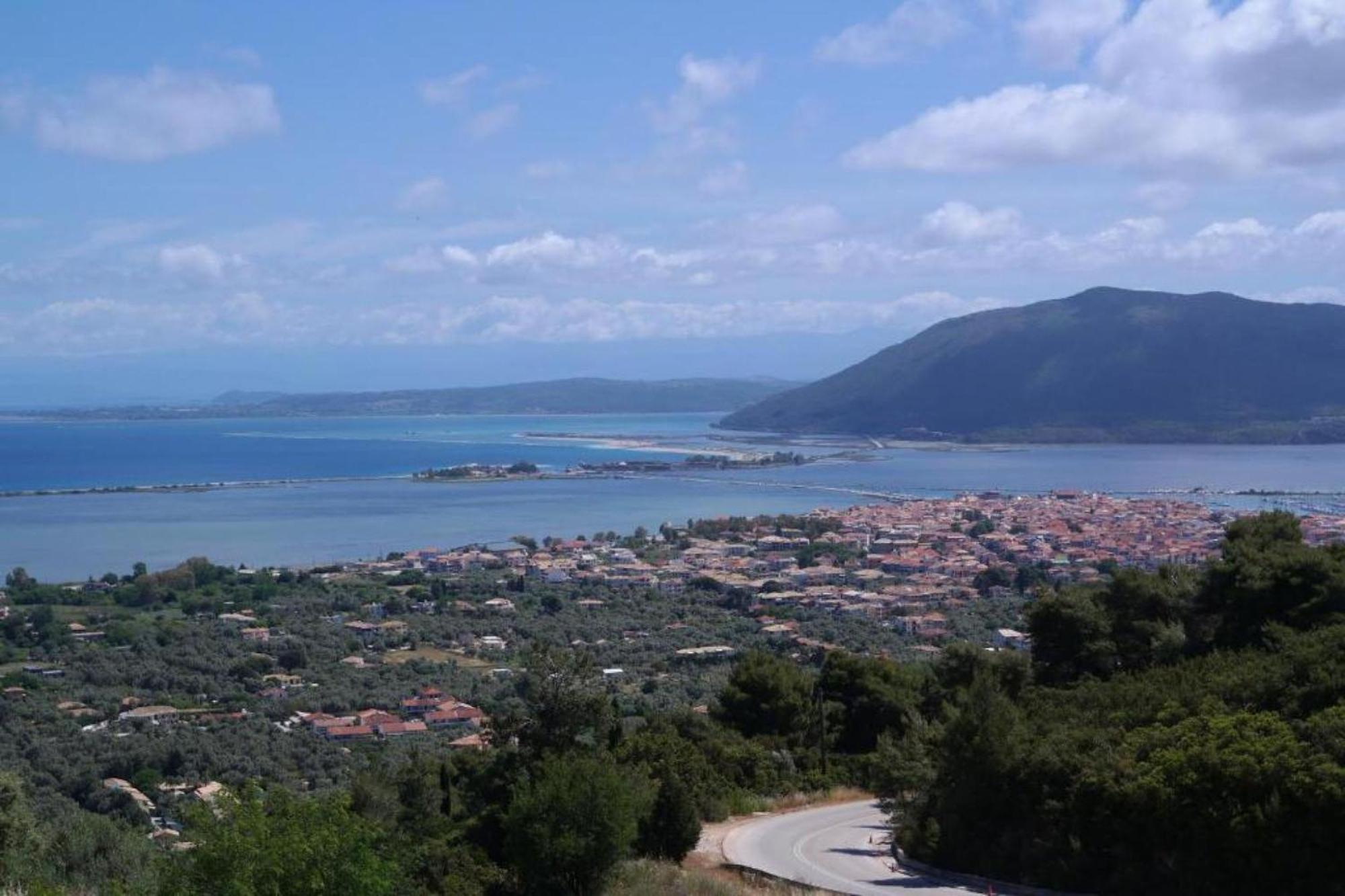 Eris Villa - Amazing View In Lefkada Frinion Экстерьер фото